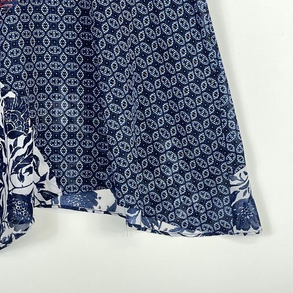 Jessica Simpson Maternity Chiffon Sheer Floral Top Blouse Shirt Womens Sz Small - Picture 4 of 9